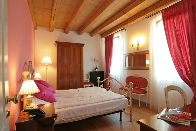 Locanda Al Ponte De Fero Jesolo Esterno foto